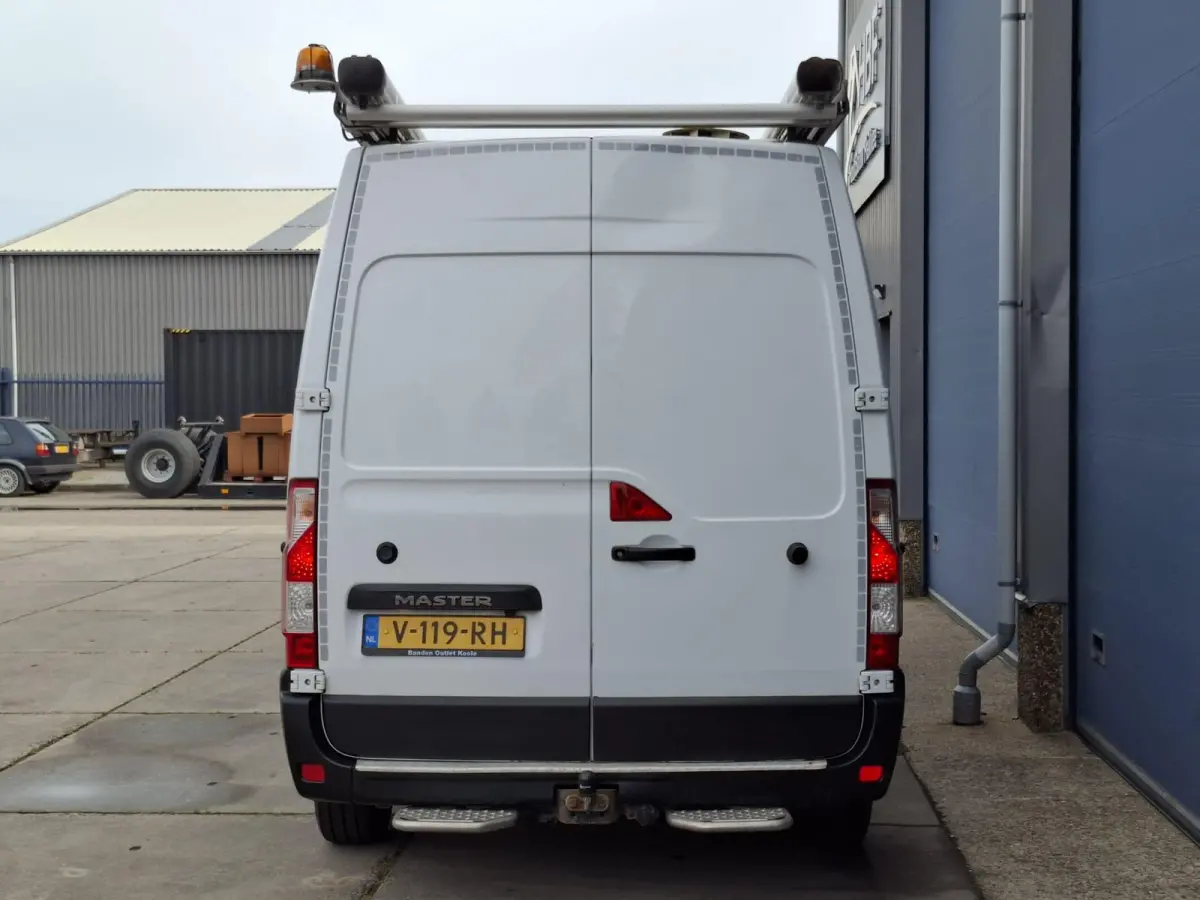 T35 2.3 dCi L2H2 AIRCO / CRUISE CONTROLE / IMPERIAL / TREKHAAK / EURO 6