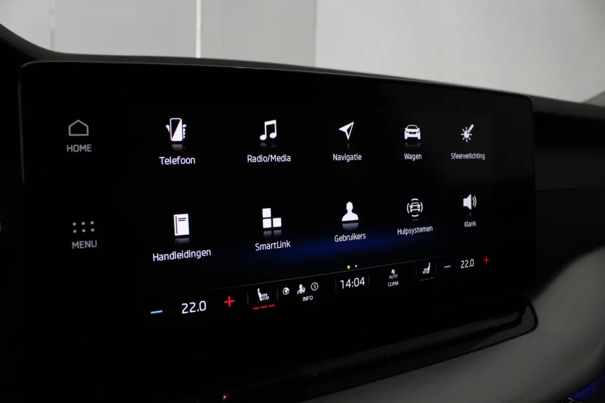 1.0 TSI Business > Camera/Trekhaak/Stoelverwarming...