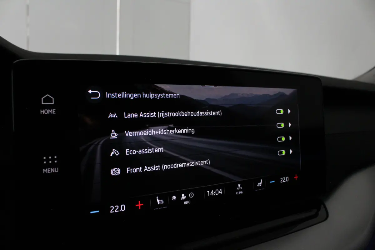 1.0 TSI Business > Camera/Trekhaak/Stoelverwarming...
