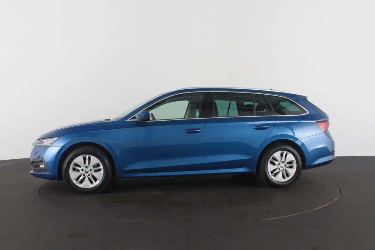 1.0 TSI Business > Camera/Trekhaak/Stoelverwarming...