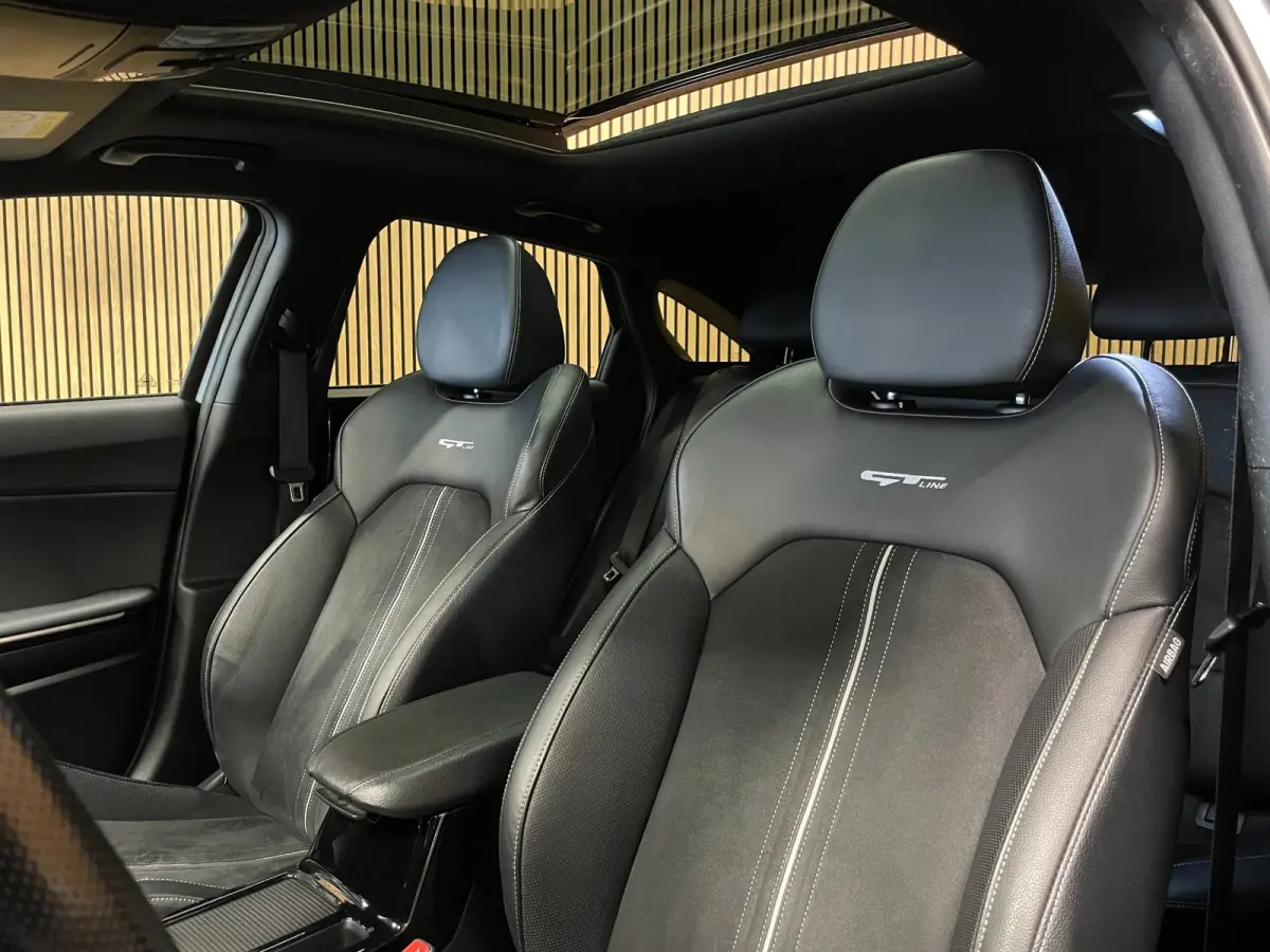 1.0 T-GDi GT-Line 120PK|DIGITAL COCKPIT|PANO|NAVI|CARPLAY|CAMERA|CLIMA+CRUISE|STOEL+STUURVERW|KEYLESS ENTRY+GO|NL|NAP|