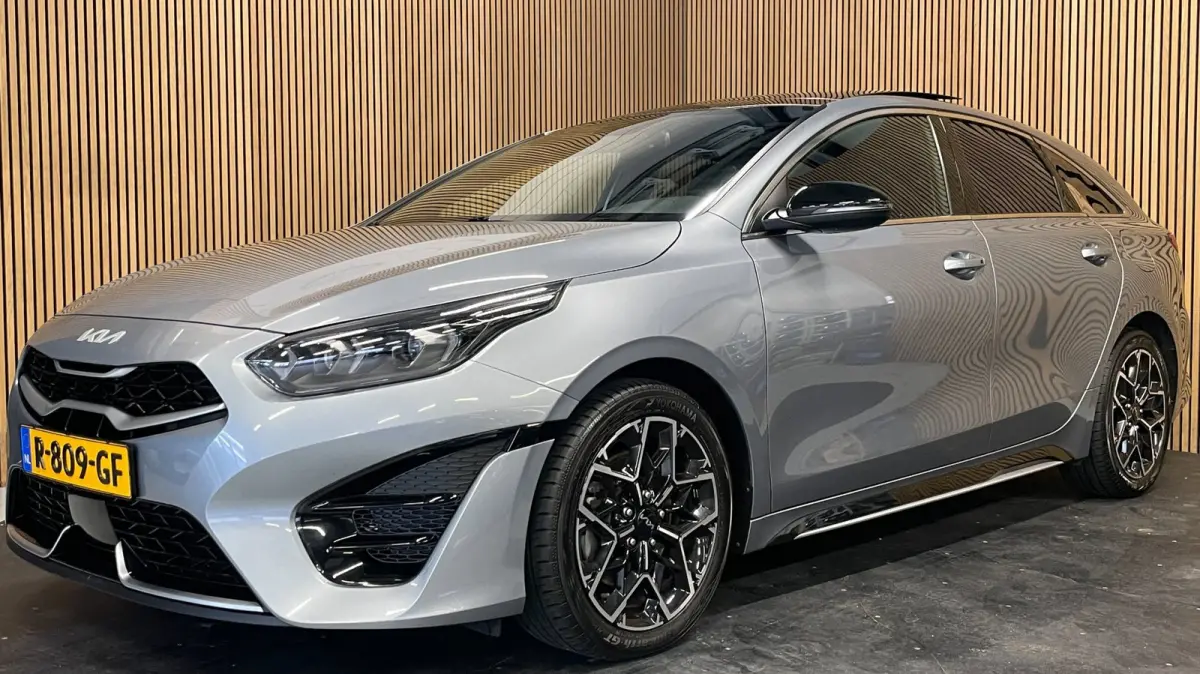 1.0 T-GDi GT-Line 120PK|DIGITAL COCKPIT|PANO|NAVI|CARPLAY|CAMERA|CLIMA+CRUISE|STOEL+STUURVERW|KEYLESS ENTRY+GO|NL|NAP|