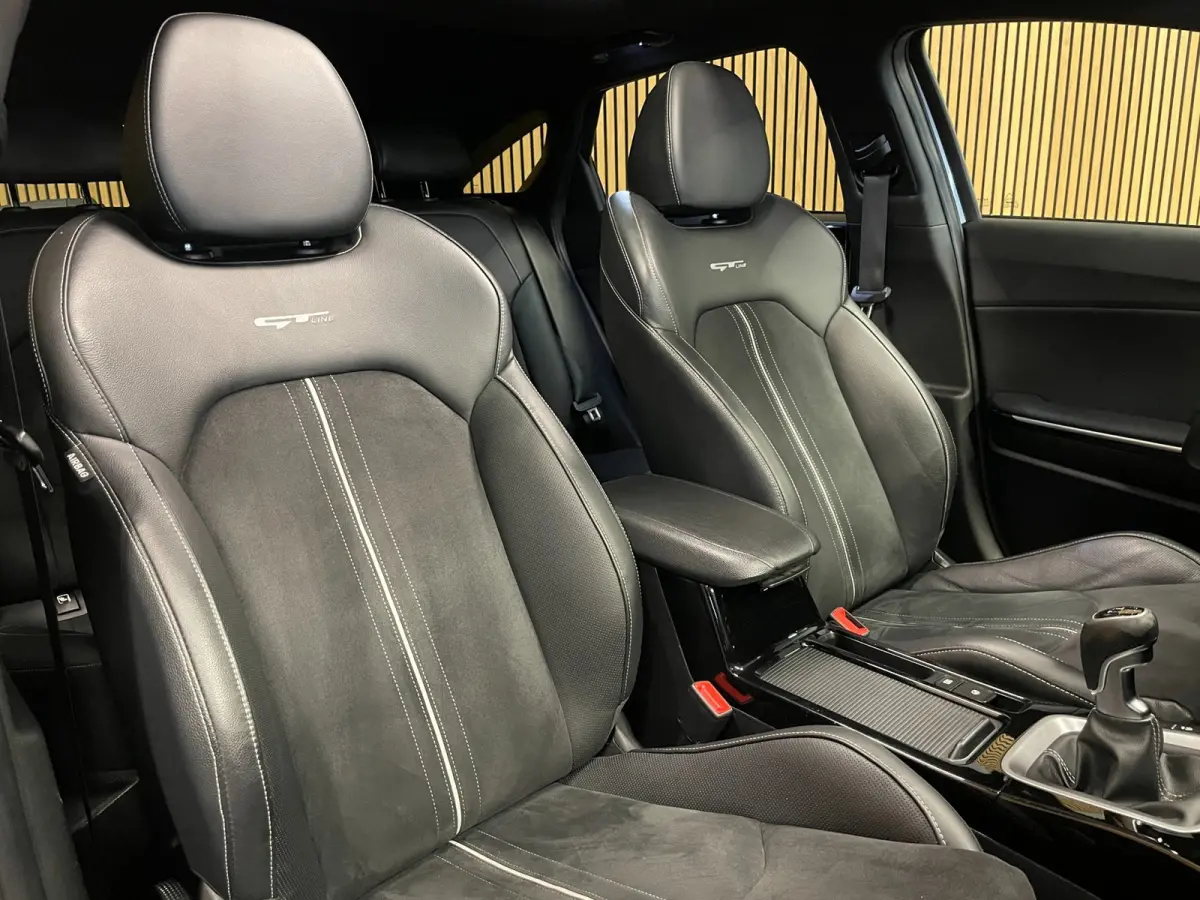1.0 T-GDi GT-Line 120PK|DIGITAL COCKPIT|PANO|NAVI|CARPLAY|CAMERA|CLIMA+CRUISE|STOEL+STUURVERW|KEYLESS ENTRY+GO|NL|NAP|