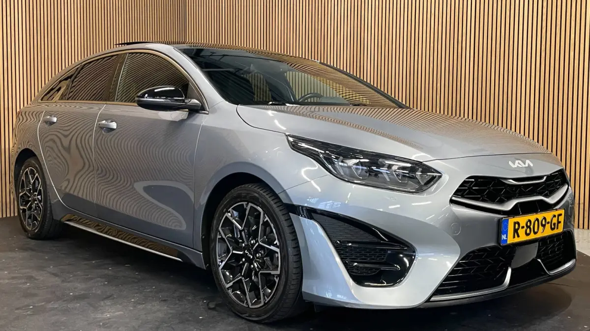 1.0 T-GDi GT-Line 120PK|DIGITAL COCKPIT|PANO|NAVI|CARPLAY|CAMERA|CLIMA+CRUISE|STOEL+STUURVERW|KEYLESS ENTRY+GO|NL|NAP|