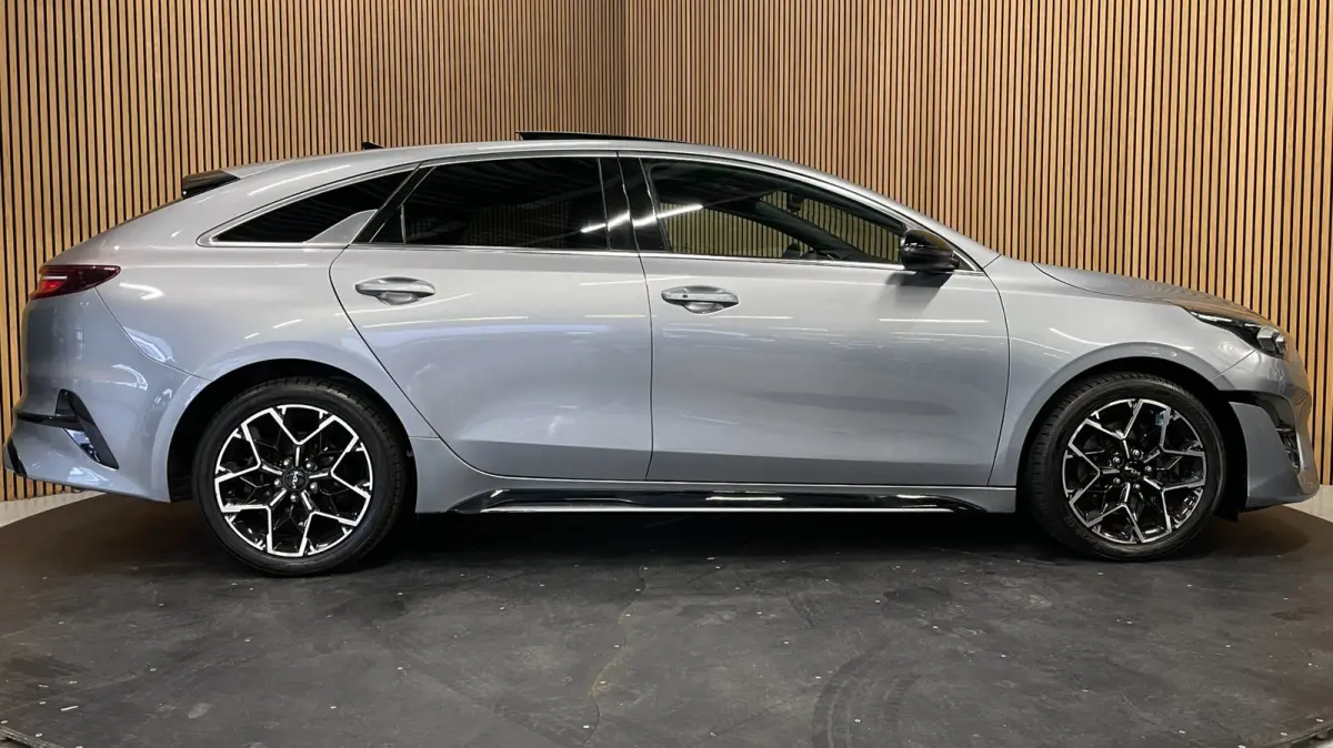 1.0 T-GDi GT-Line 120PK|DIGITAL COCKPIT|PANO|NAVI|CARPLAY|CAMERA|CLIMA+CRUISE|STOEL+STUURVERW|KEYLESS ENTRY+GO|NL|NAP|