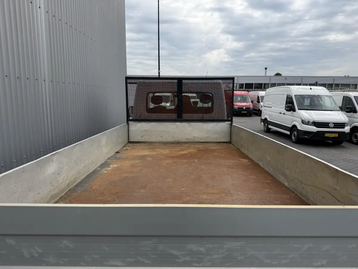 T35 2.3 L3*OPEN LAADBAK*KIPPER*CRUISE*A/C*TEL*3PER