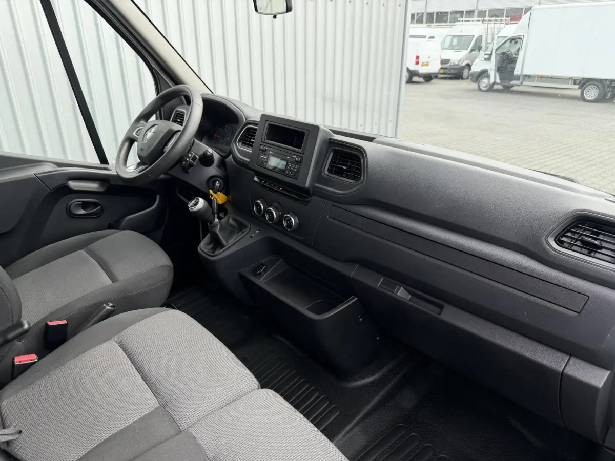 T35 2.3 L3*OPEN LAADBAK*KIPPER*CRUISE*A/C*TEL*3PER