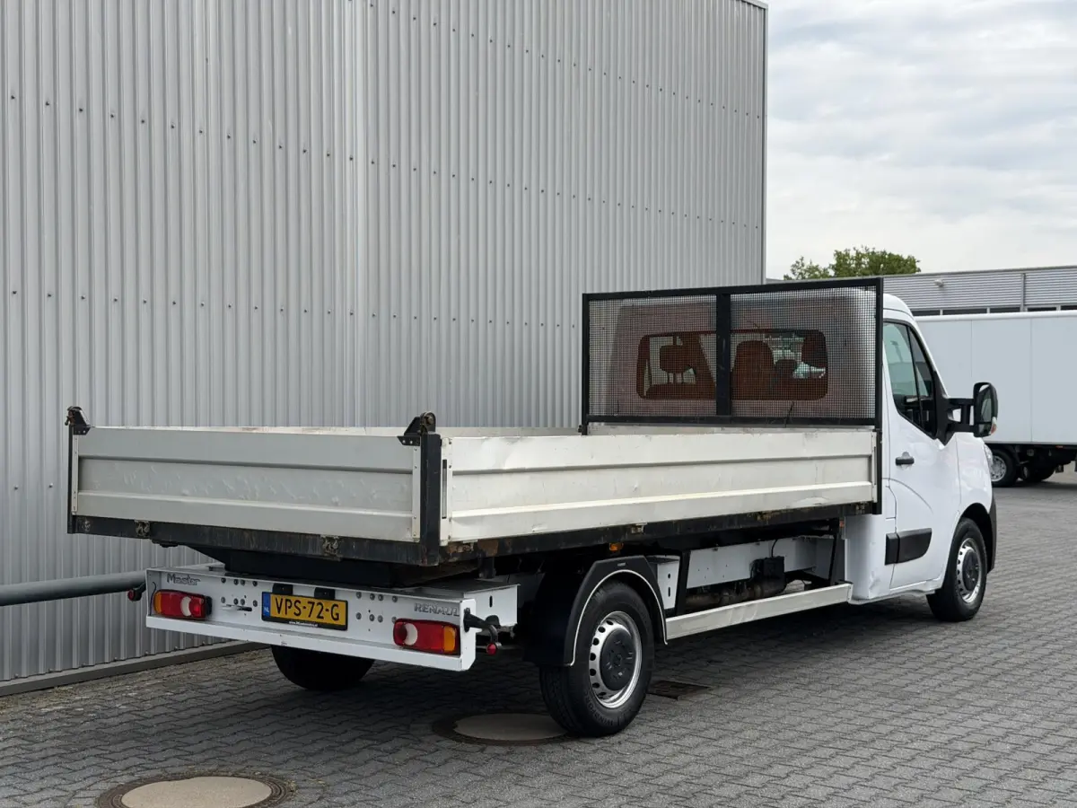 T35 2.3 L3*OPEN LAADBAK*KIPPER*CRUISE*A/C*TEL*3PER