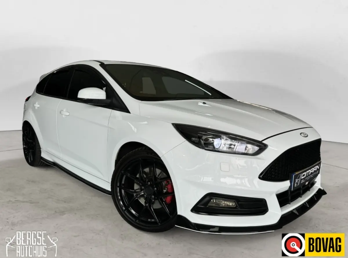 2.0 ST-2 250PK 2016 RECARO MAXTON