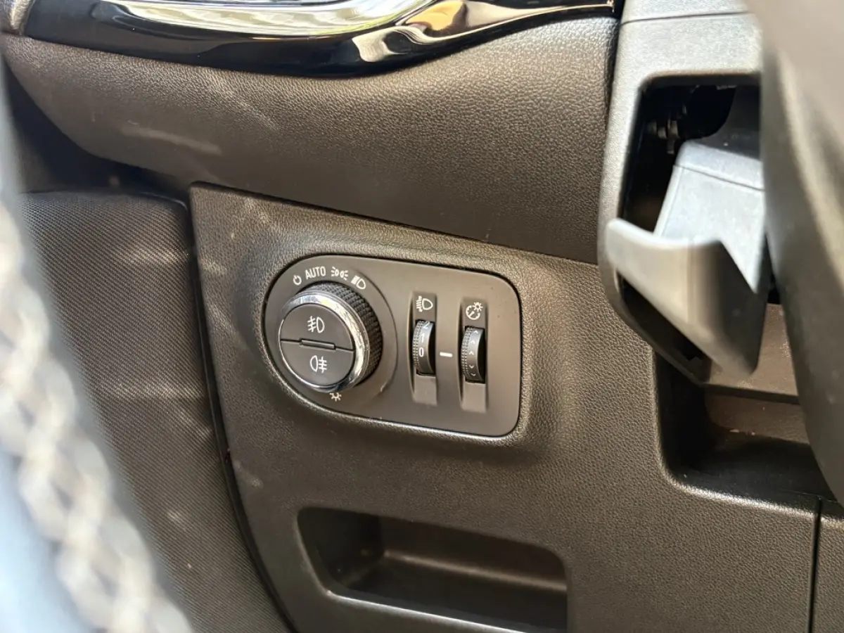 1.4 Color Edition Pano Carplay Lane Ecc