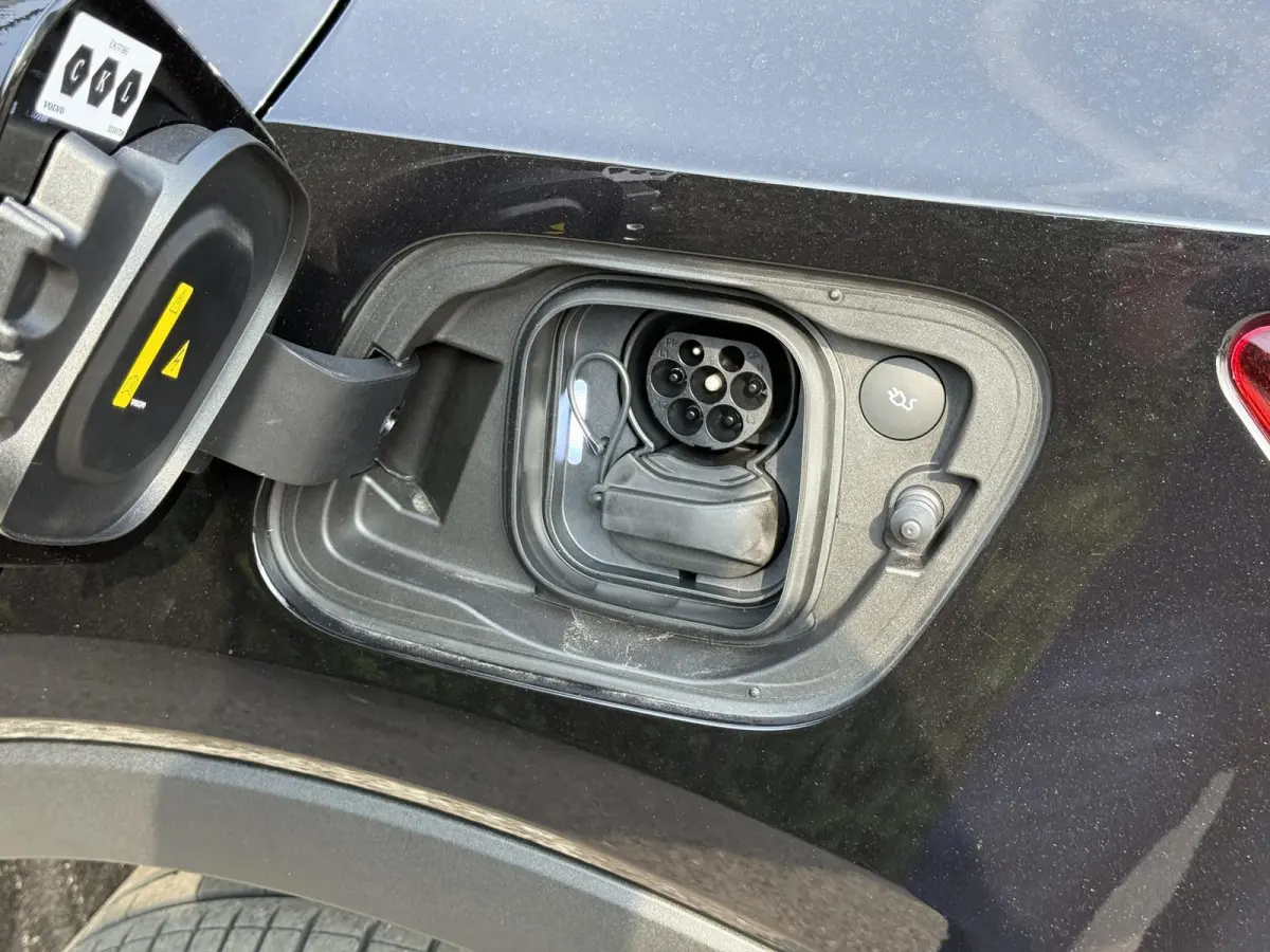 Single Motor Extended Range Plus Europa 82 kWh