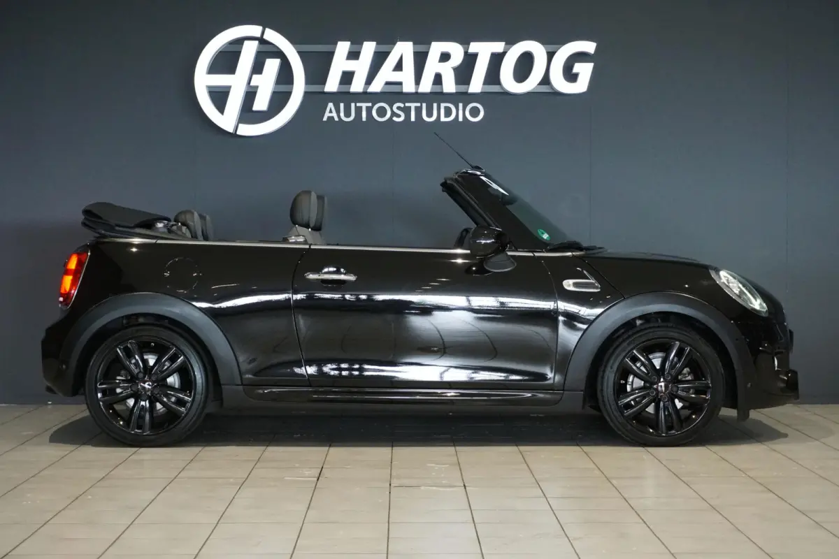 1.5 Sidewalk Edition JCW + CAMERA / APPLE CARPLAY / STOELVERWARMING