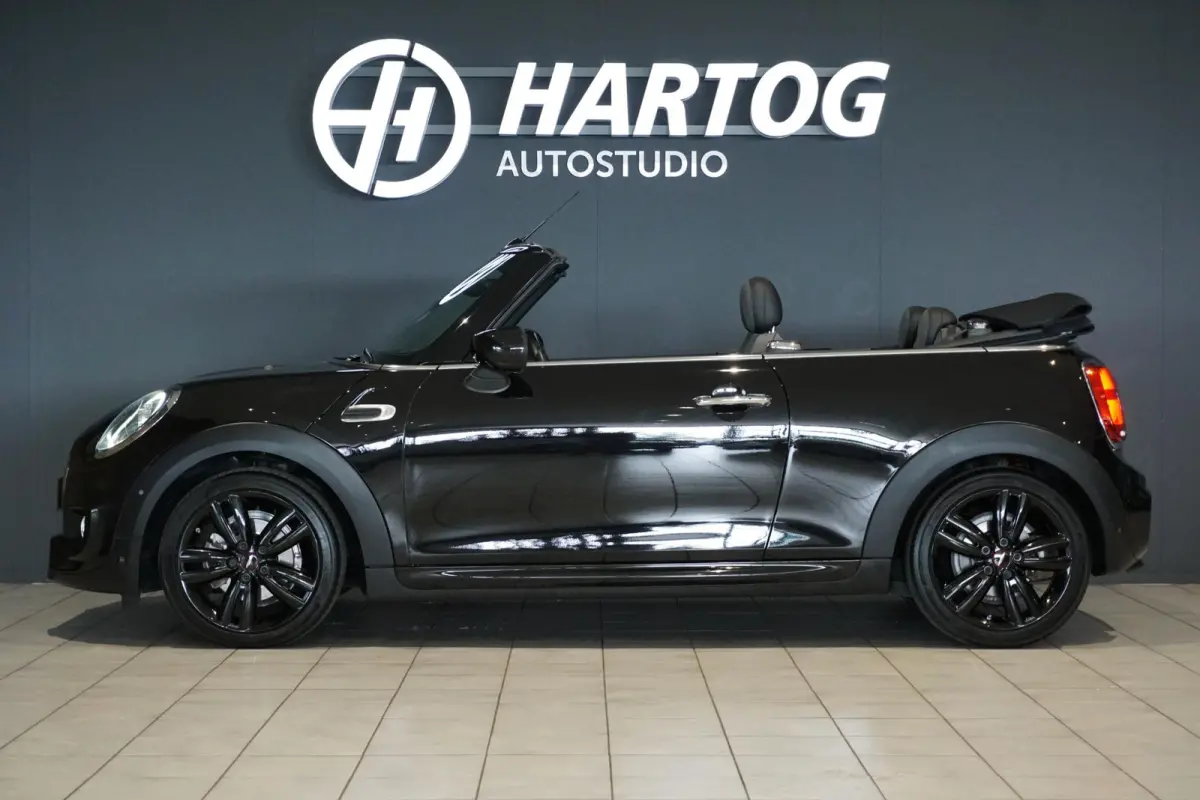 1.5 Sidewalk Edition JCW + CAMERA / APPLE CARPLAY / STOELVERWARMING
