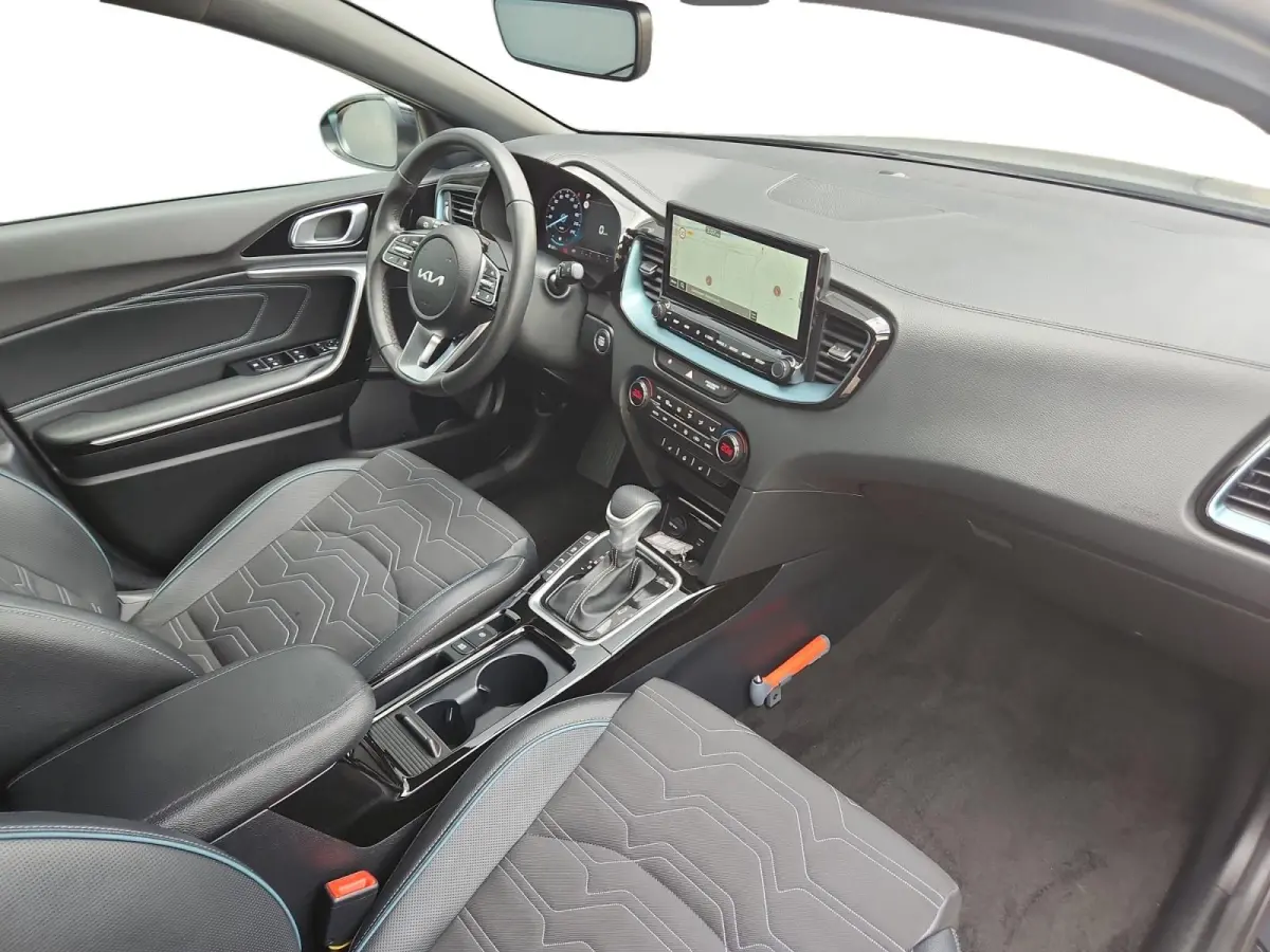 1.0 T-GDi MHEV Design Edition Stoel / Stuurverwarming | Adap Cruise | Camera | Privacy glass | Climate Control |