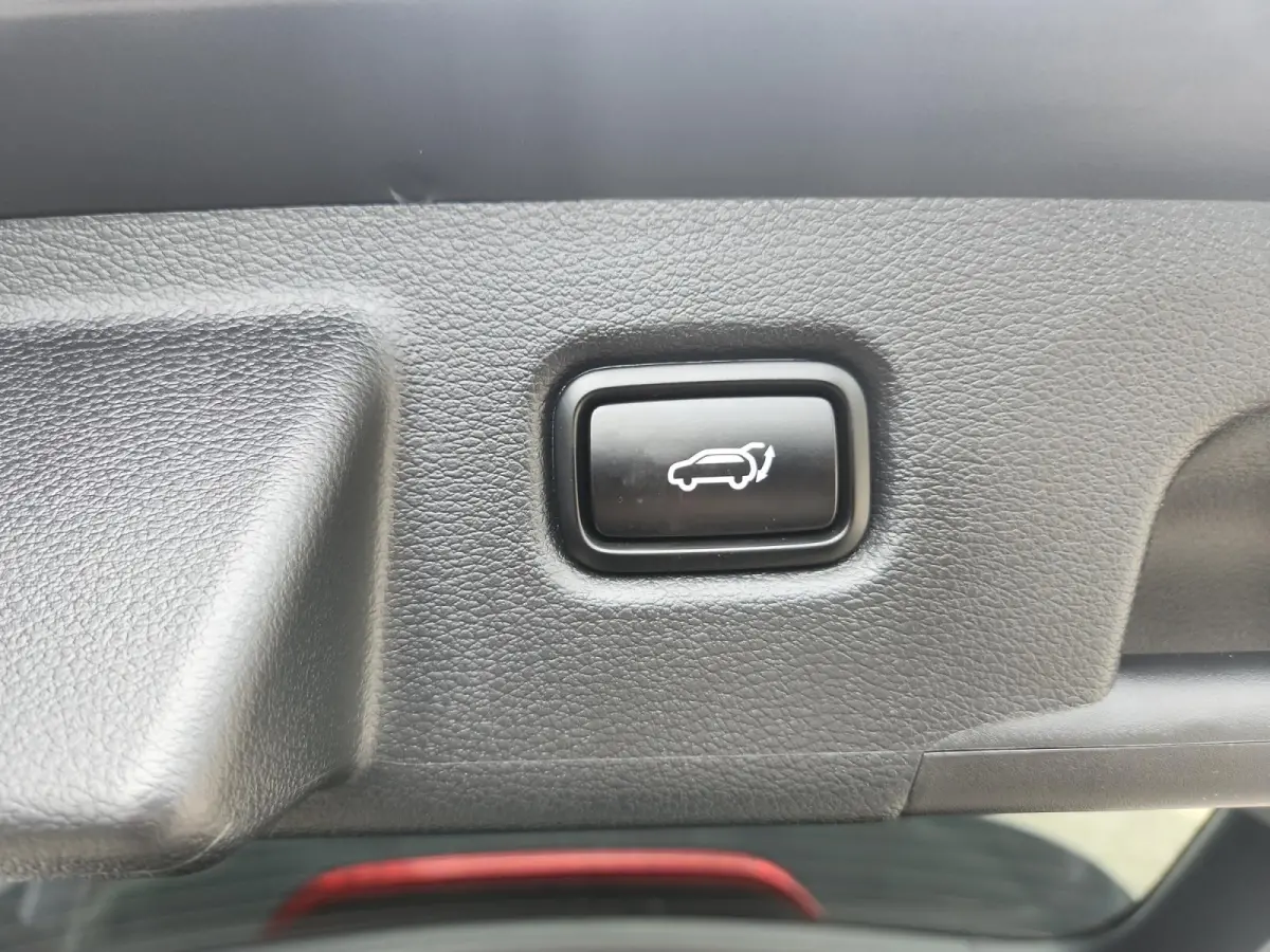 1.0 T-GDi MHEV Design Edition Stoel / Stuurverwarming | Adap Cruise | Camera | Privacy glass | Climate Control |