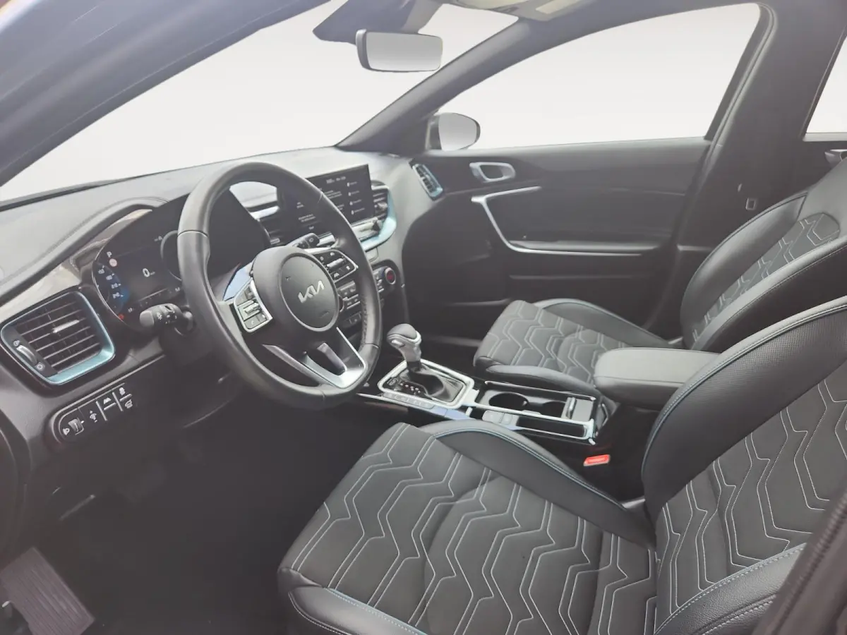 1.0 T-GDi MHEV Design Edition Stoel / Stuurverwarming | Adap Cruise | Camera | Privacy glass | Climate Control |