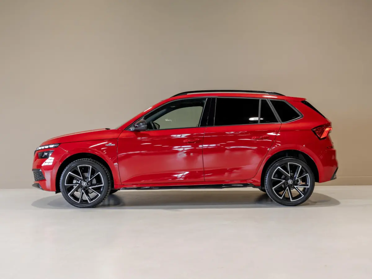 1.0 TSI Monte Carlo / 110pk / Panorama dak / Achteruitrij camera / Adaptieve cruise control /