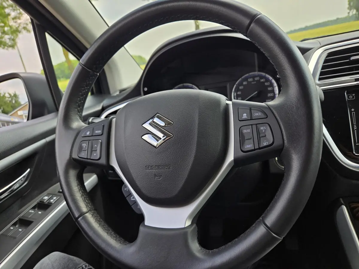 1.4 Boosterjet Style Smart Hybrid | Volledig onderhouden | Navi / Adaptive