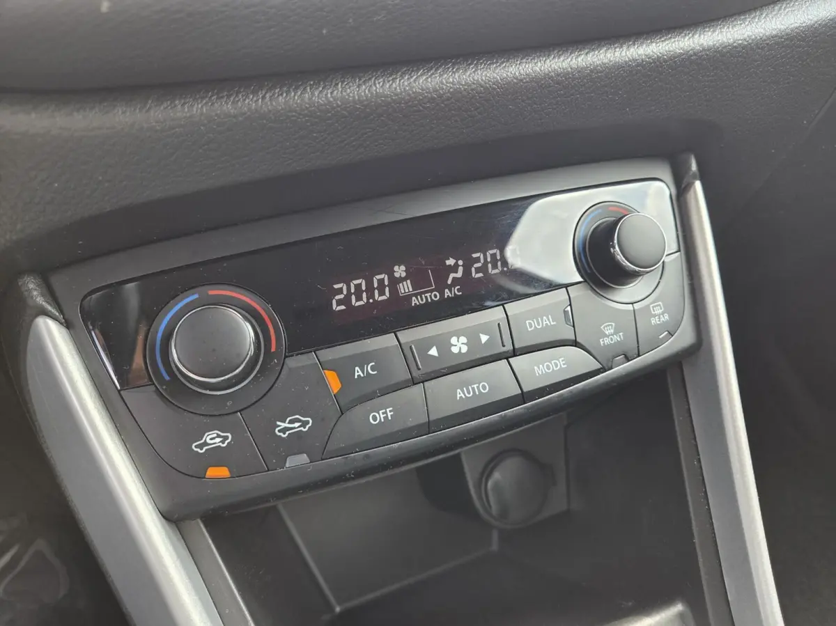 1.4 Boosterjet Style Smart Hybrid | Volledig onderhouden | Navi / Adaptive