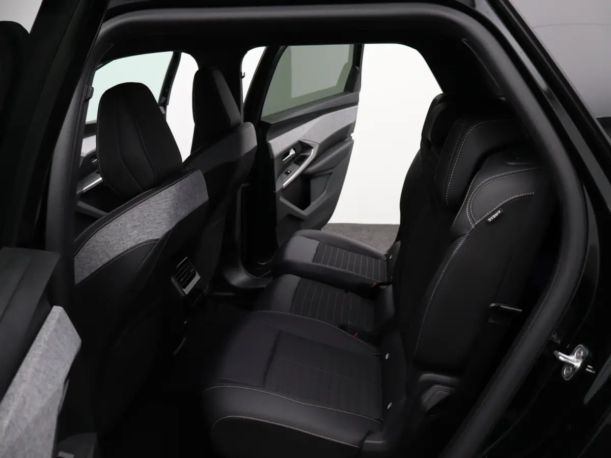 1.2 Hybrid 136 Allure | 2 stoelen op derde rij | Achteruitrijcamera | Apple Carplay/Android Auto|telefoonintegratie premium
