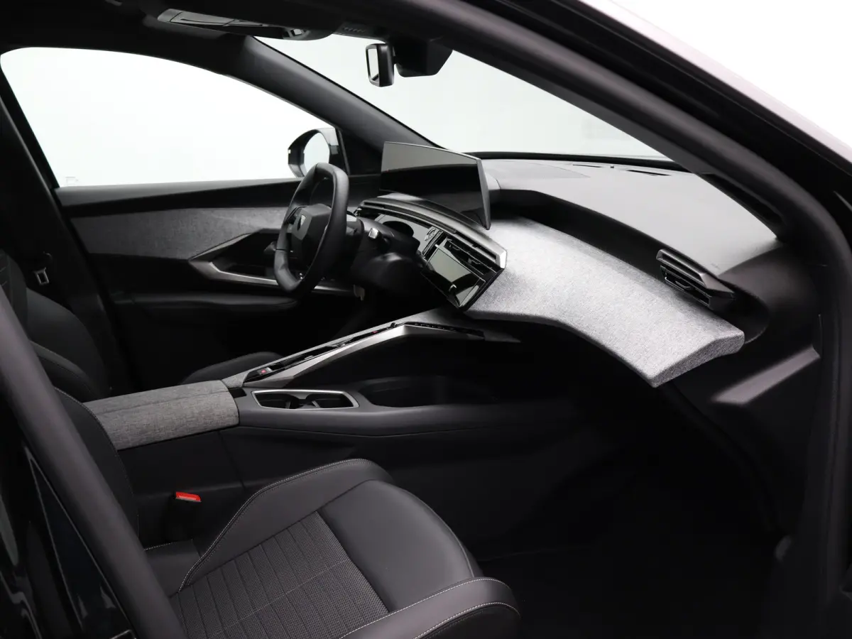 1.2 Hybrid 136 Allure | 2 stoelen op derde rij | Achteruitrijcamera | Apple Carplay/Android Auto|telefoonintegratie premium