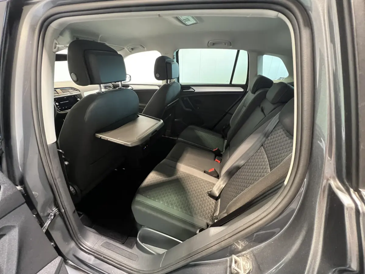 1.5 TSI Comfortline | Navigatie/Android/Apple Carplay | LM Velgen 17" | Cruise Control Adaptief | DAB | Verwarmde Voorruit | Airco Automatisch |