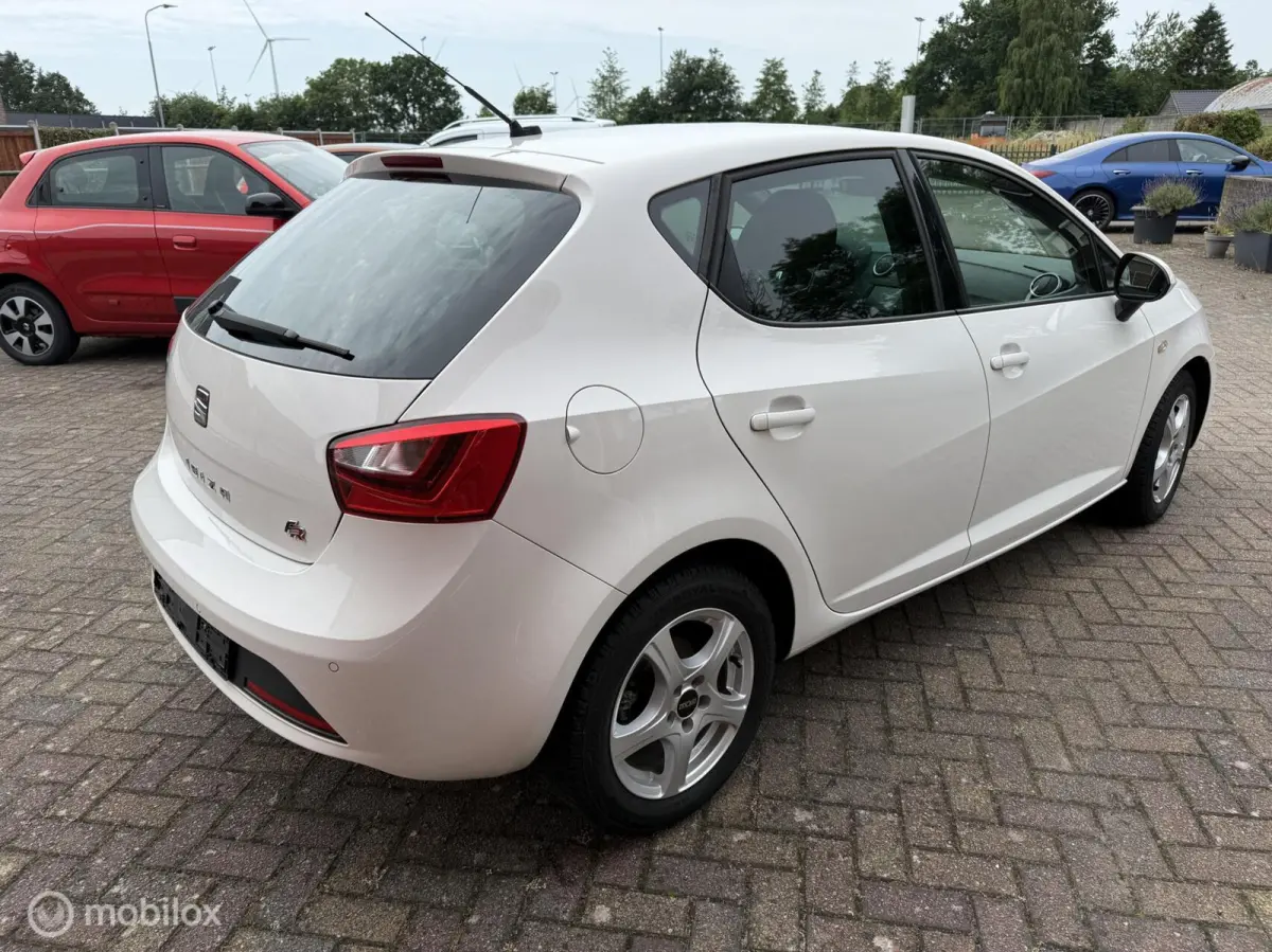 1.0 EcoTSI FR Connect, Airco, Stoelverwarming