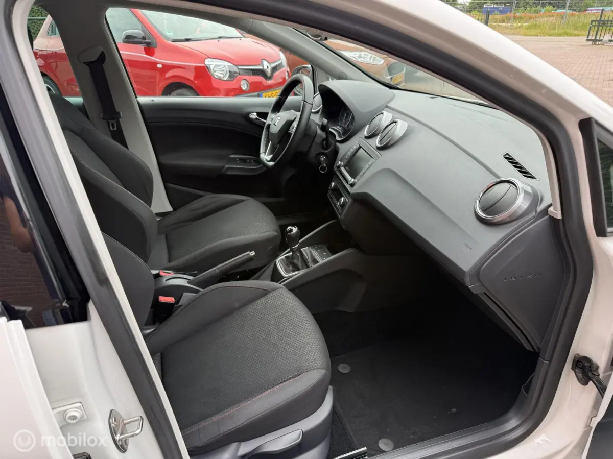 1.0 EcoTSI FR Connect, Airco, Stoelverwarming