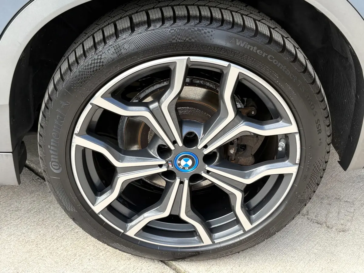 XDrive25e High Executive M-Sport | 19' LMV | Head-Up | Lederen Bekleding | Memory | Panoramadak |