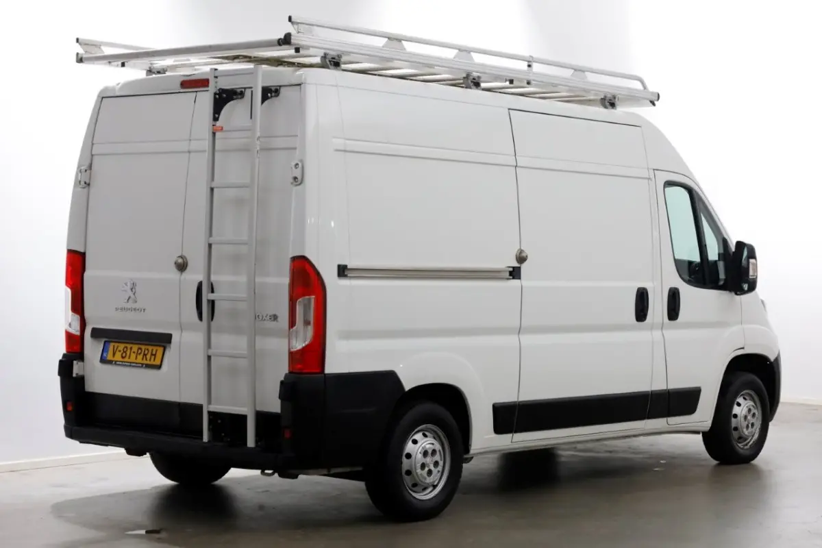 335 2.0 BlueHDI 130pk L2H2 Premium Airco/Navi/Inrichting 10-2019