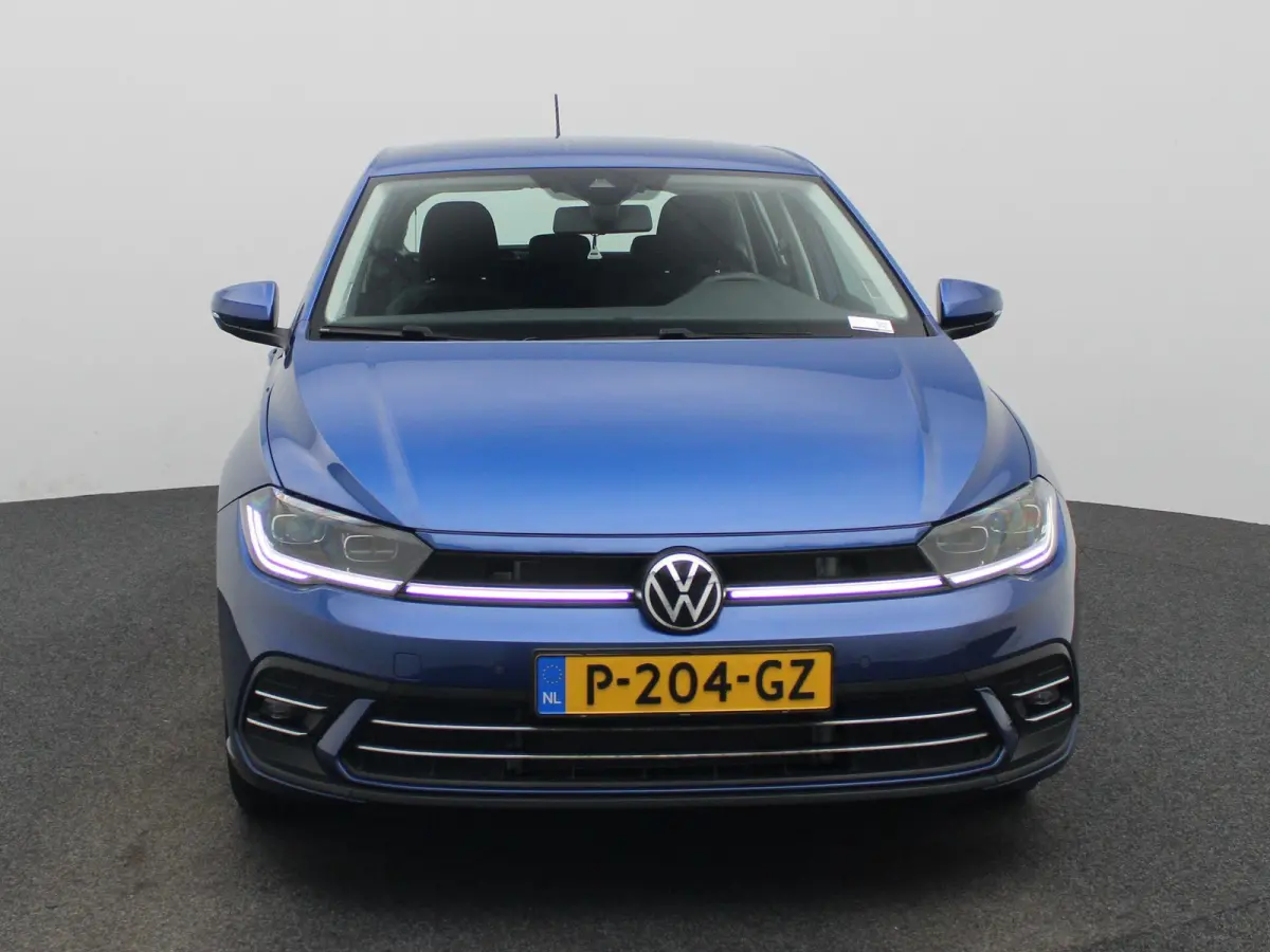 1.0 TSI Style 95 PK| Parkeersensoren | Achteruitrijcamera | LED Matrix | Stoelverwarming | Climatronic | Apple Carplay | Android Auto | 15 Inch Lichtmetalen Velgen