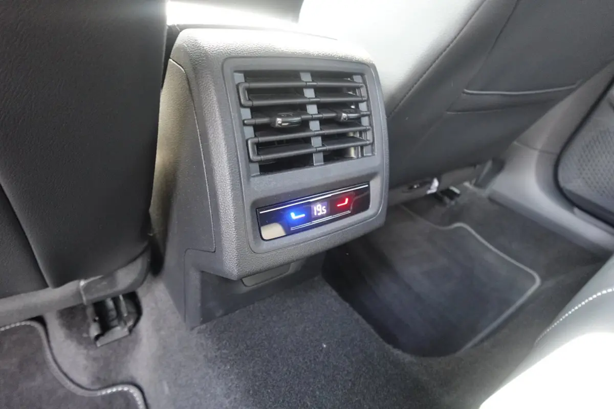 1.5 eTSI Goal edition CARPLAY ACC PDC NAVI CAM LED