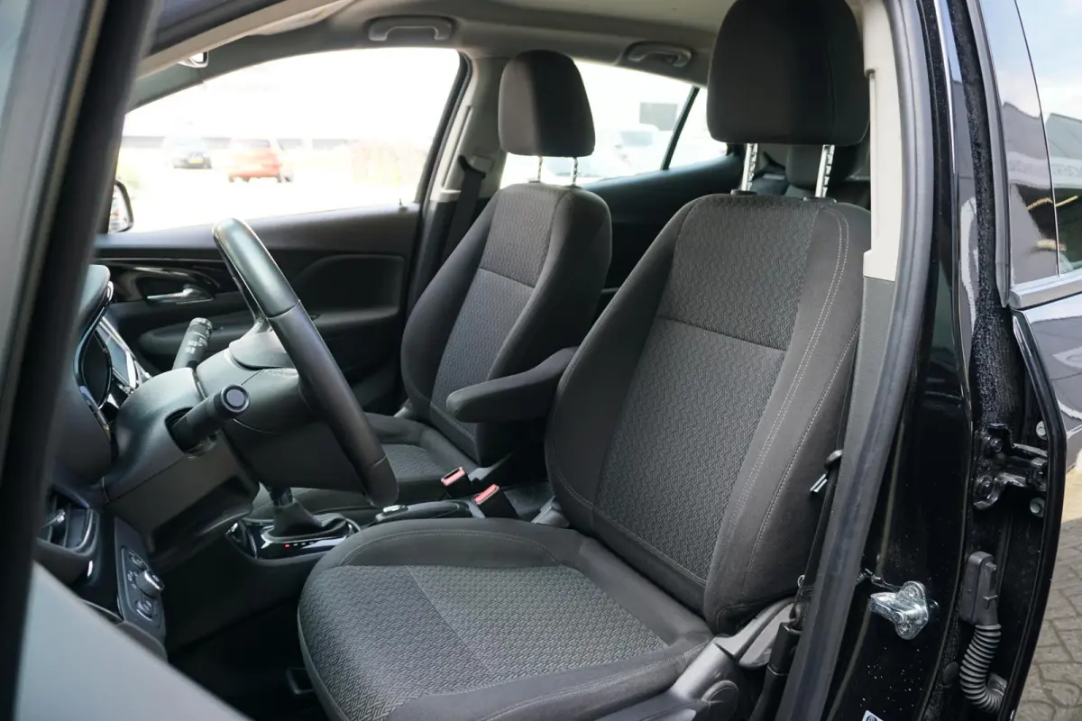 1.4 Turbo Innovation + TREKHAAK / NAVIGATIE / CARPLAY