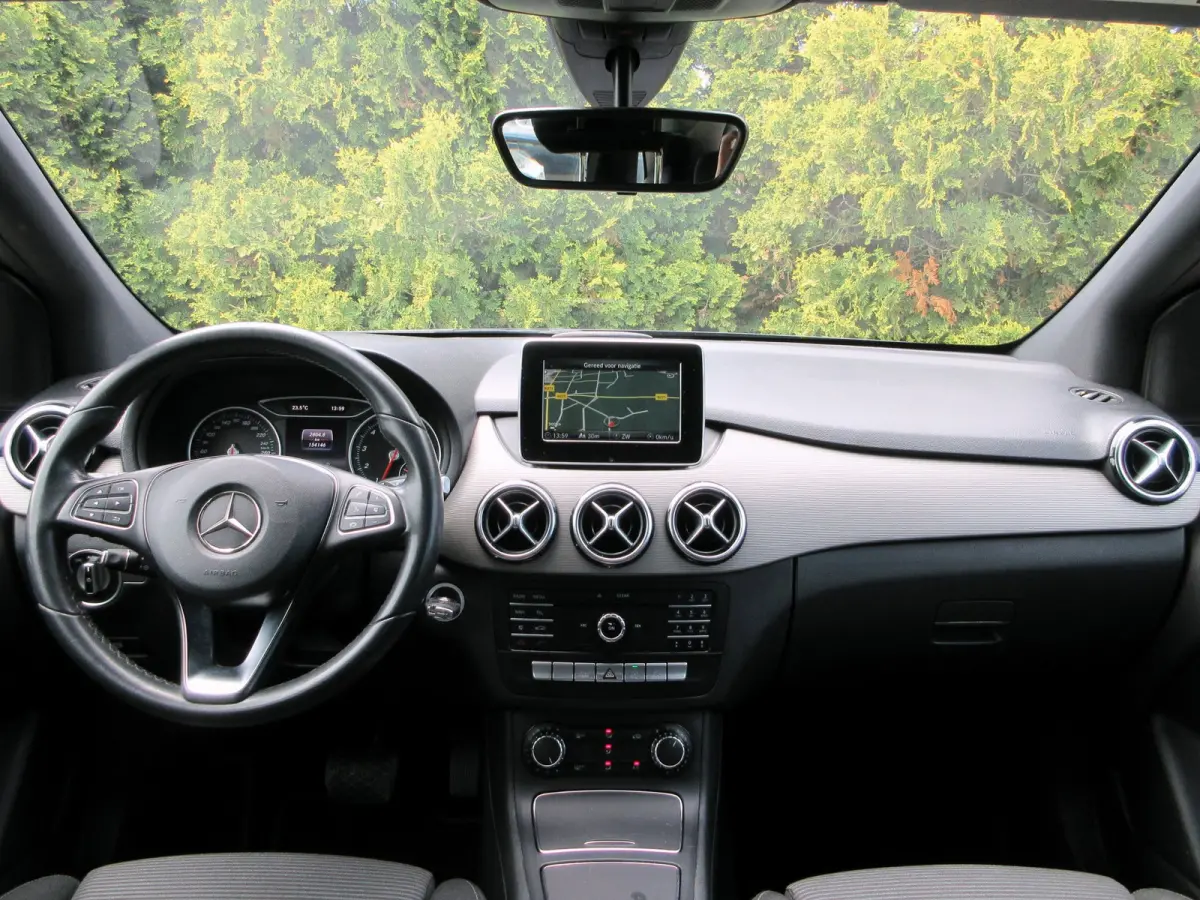 180 Lease Ed. Automaat * Navi * Cruise * Trekhaak *