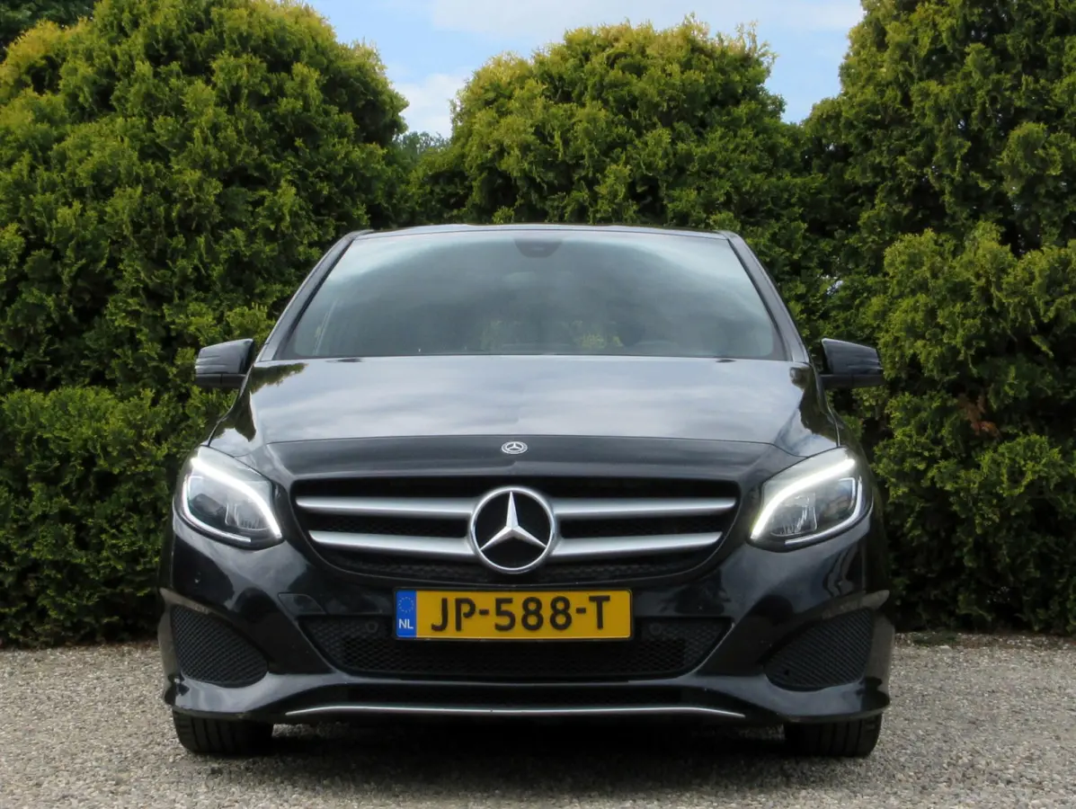 180 Lease Ed. Automaat * Navi * Cruise * Trekhaak *