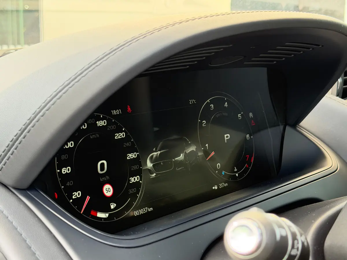 P575 AWD R 75 | Alcantara hemel | Sportuitlaat | Performance Seats |  | Koel/verwarmbare stoelen