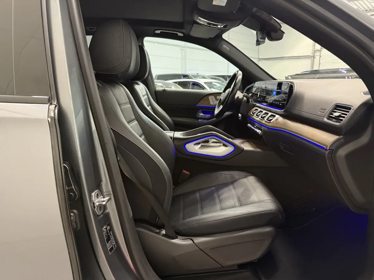 350 e 4MATIC AMG PANO/22"/LUCHTVERING/BURMESTER/TREKHAAK/HEAD-UP/SOH 97%/360CAMERA/MASSAGE+VENTILATIE/ZWART LEER/SFEER/DRIVING ASS.PACKAGE PLUS/ALARM KLASSE 5/NET GROTE OH BEURT GEHAD/NIEUWP