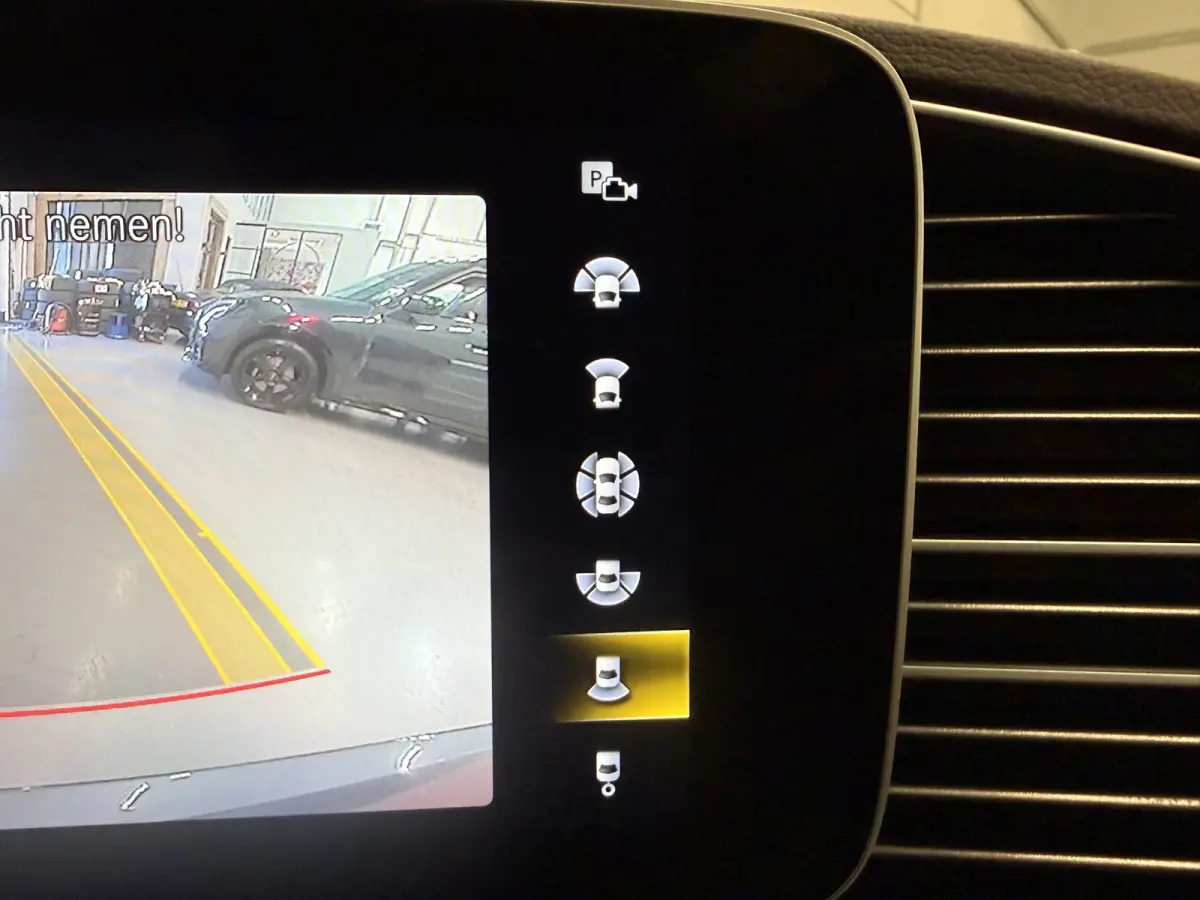 350 e 4MATIC AMG PANO/22"/LUCHTVERING/BURMESTER/TREKHAAK/HEAD-UP/SOH 97%/360CAMERA/MASSAGE+VENTILATIE/ZWART LEER/SFEER/DRIVING ASS.PACKAGE PLUS/ALARM KLASSE 5/NET GROTE OH BEURT GEHAD/NIEUWP
