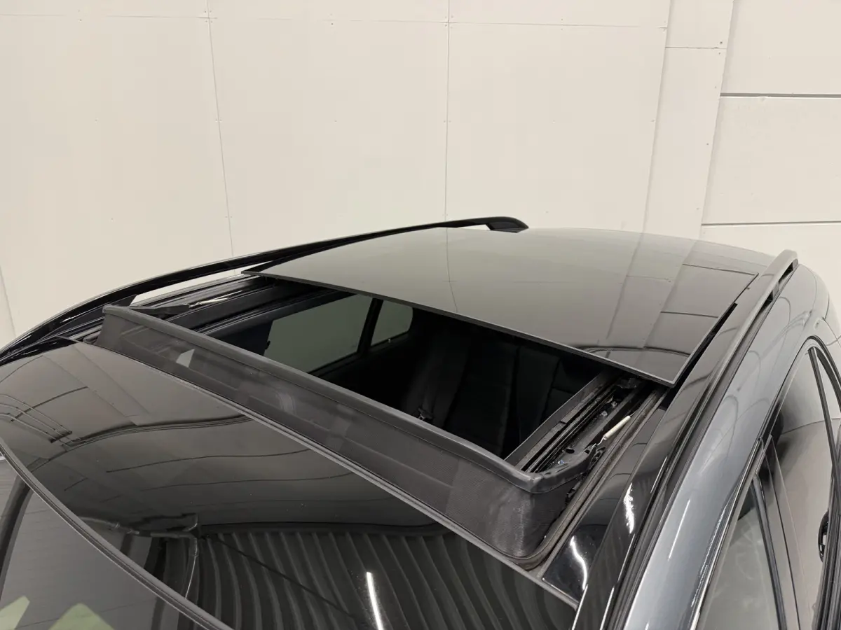 350 e 4MATIC AMG PANO/22"/LUCHTVERING/BURMESTER/TREKHAAK/HEAD-UP/SOH 97%/360CAMERA/MASSAGE+VENTILATIE/ZWART LEER/SFEER/DRIVING ASS.PACKAGE PLUS/ALARM KLASSE 5/NET GROTE OH BEURT GEHAD/NIEUWP