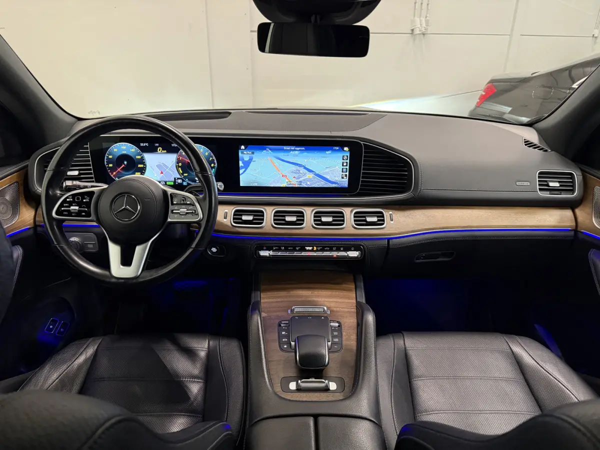 350 e 4MATIC AMG PANO/22"/LUCHTVERING/BURMESTER/TREKHAAK/HEAD-UP/SOH 97%/360CAMERA/MASSAGE+VENTILATIE/ZWART LEER/SFEER/DRIVING ASS.PACKAGE PLUS/ALARM KLASSE 5/NET GROTE OH BEURT GEHAD/NIEUWP