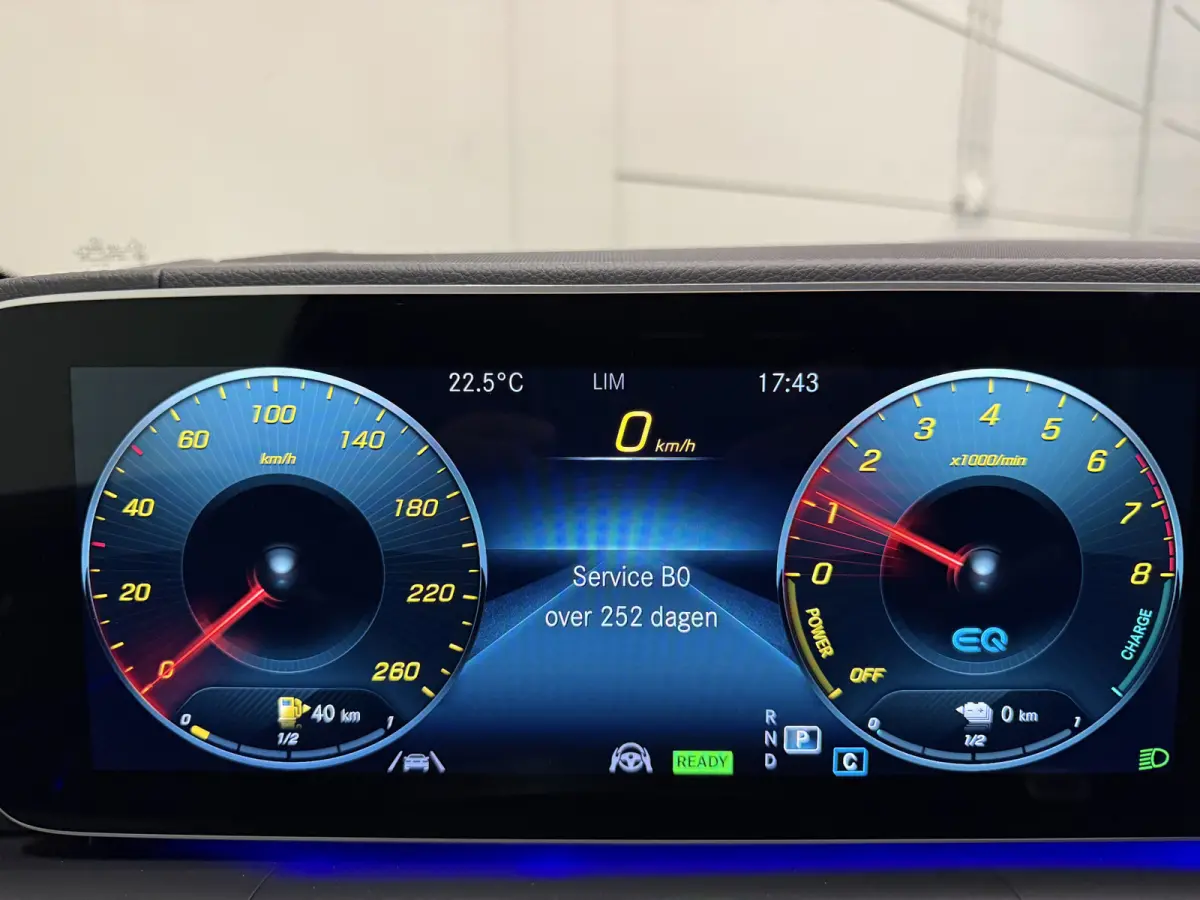 350 e 4MATIC AMG PANO/22"/LUCHTVERING/BURMESTER/TREKHAAK/HEAD-UP/SOH 97%/360CAMERA/MASSAGE+VENTILATIE/ZWART LEER/SFEER/DRIVING ASS.PACKAGE PLUS/ALARM KLASSE 5/NET GROTE OH BEURT GEHAD/NIEUWP