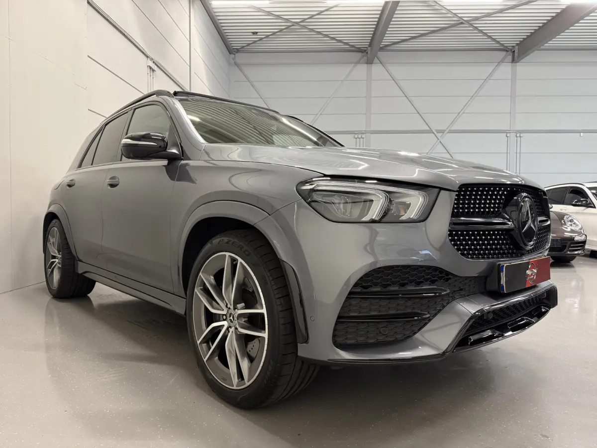 350 e 4MATIC AMG PANO/22"/LUCHTVERING/BURMESTER/TREKHAAK/HEAD-UP/SOH 97%/360CAMERA/MASSAGE+VENTILATIE/ZWART LEER/SFEER/DRIVING ASS.PACKAGE PLUS/ALARM KLASSE 5/NET GROTE OH BEURT GEHAD/NIEUWP