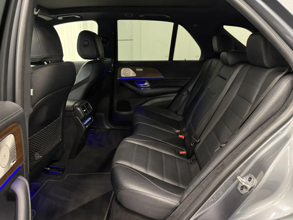 350 e 4MATIC AMG PANO/22"/LUCHTVERING/BURMESTER/TREKHAAK/HEAD-UP/SOH 97%/360CAMERA/MASSAGE+VENTILATIE/ZWART LEER/SFEER/DRIVING ASS.PACKAGE PLUS/ALARM KLASSE 5/NET GROTE OH BEURT GEHAD/NIEUWP