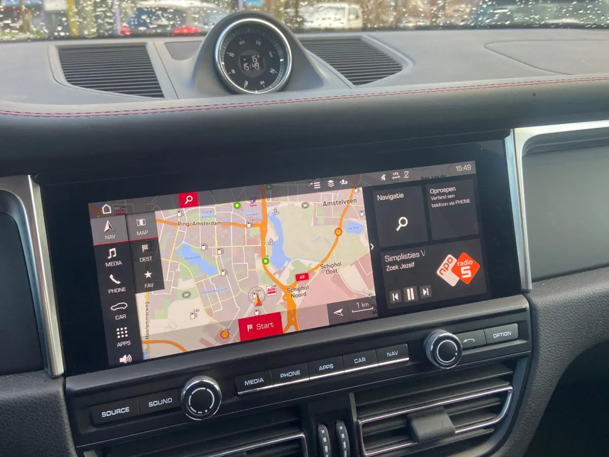 2.0 SPORTDESIGN/KEYLESS/NL-AUTO/CAMERA/BLINDSPOT