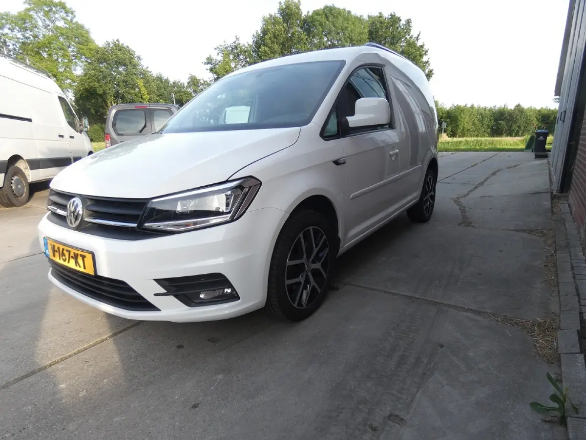 2.0 TDI L1H1 Highline* aut* leder*navi/cam*