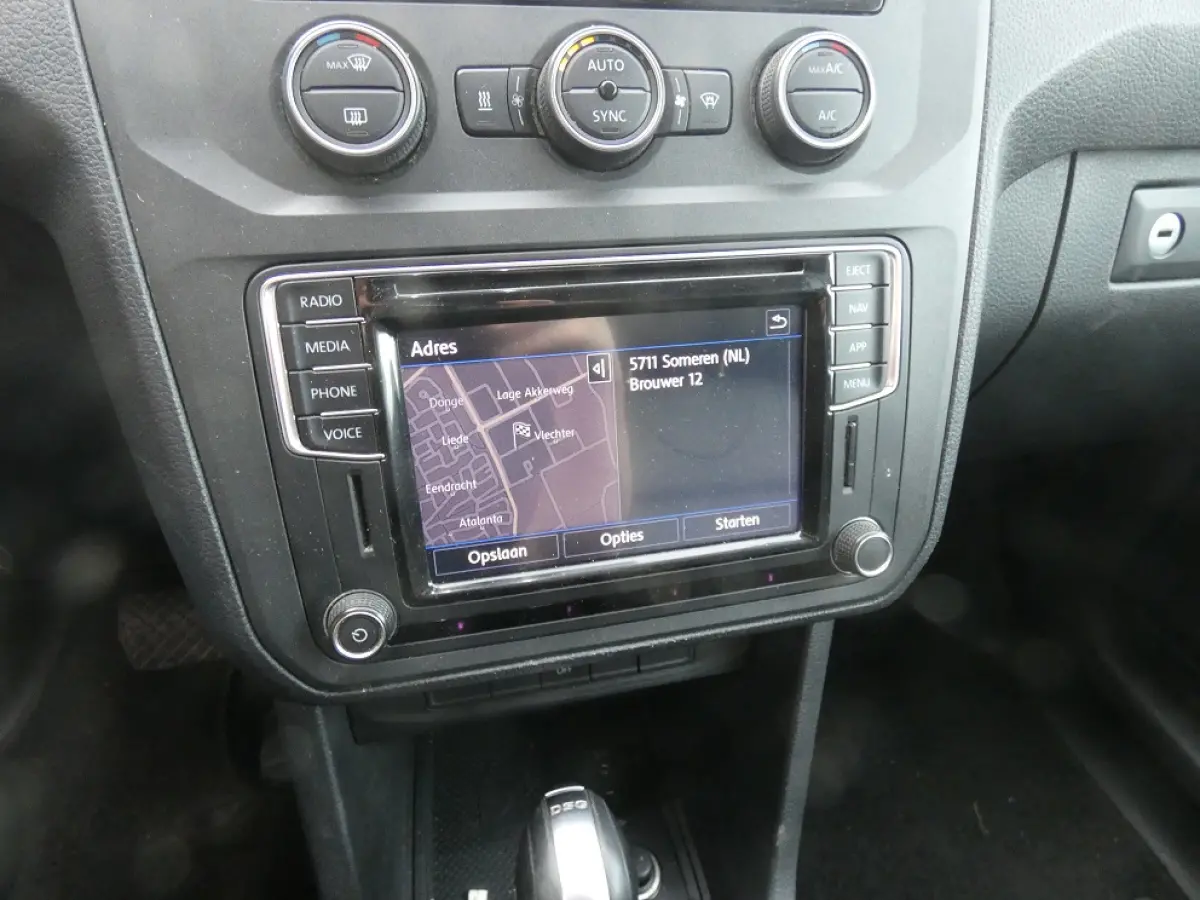 2.0 TDI L1H1 Highline* aut* leder*navi/cam*