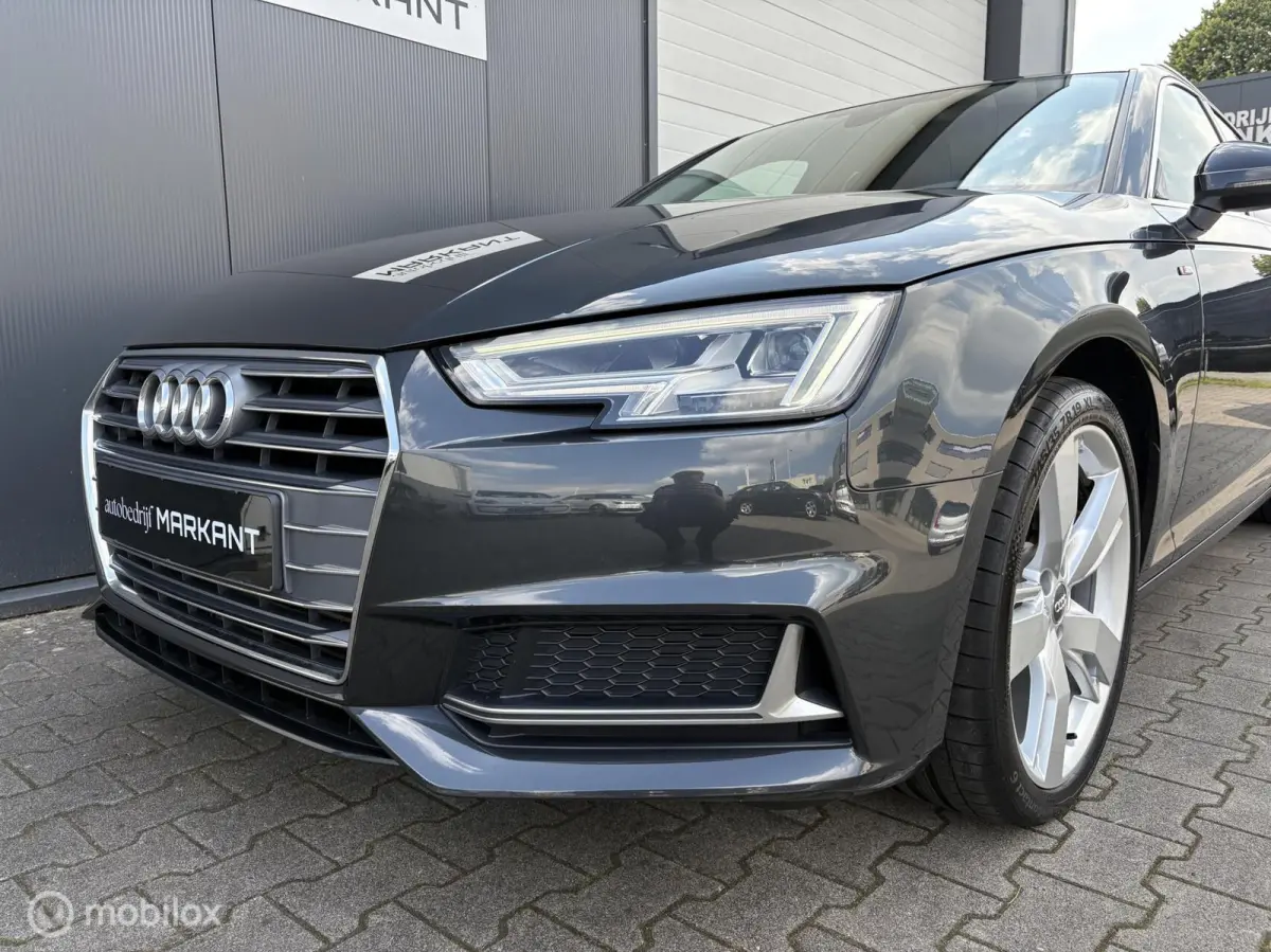 35 TFSI S-Line LED / Apple / 19" LM / Rijklaar