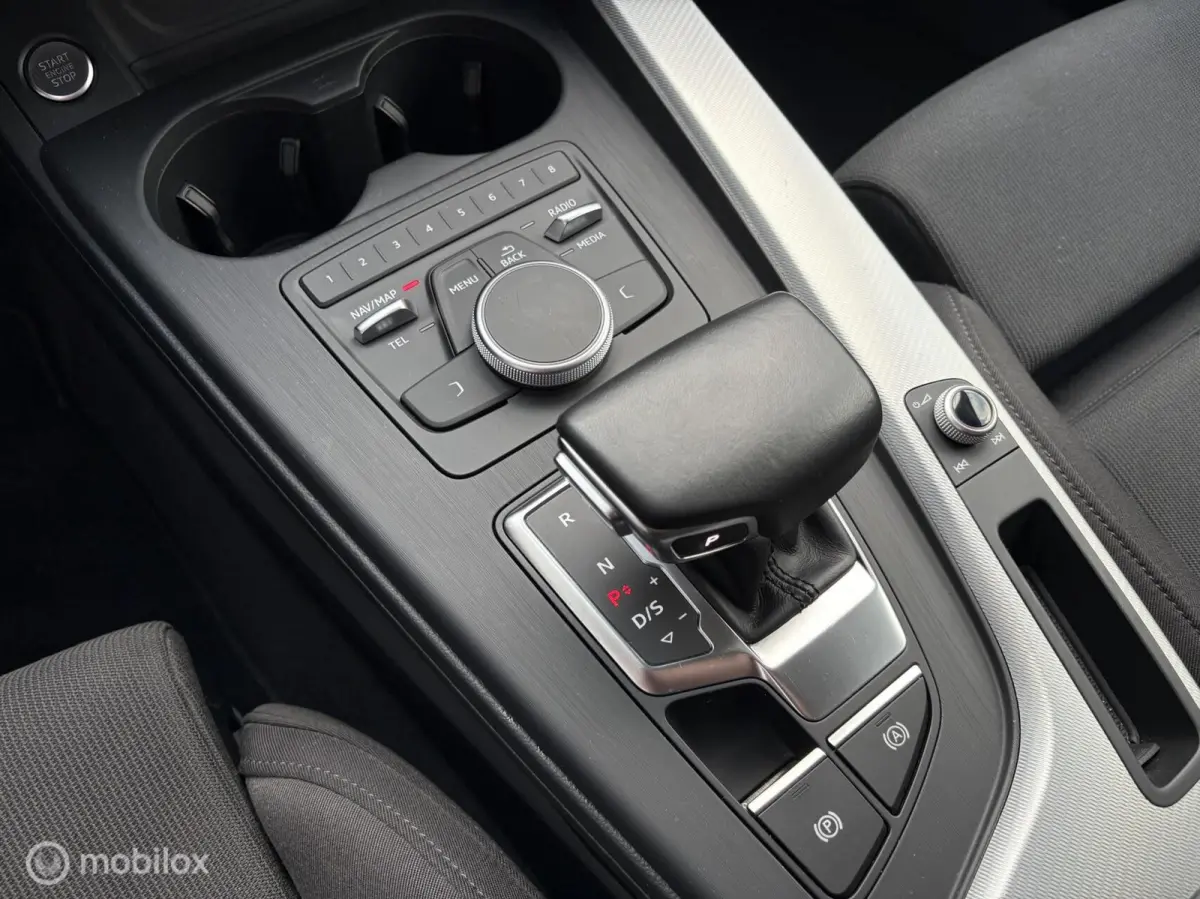 35 TFSI S-Line LED / Apple / 19" LM / Rijklaar