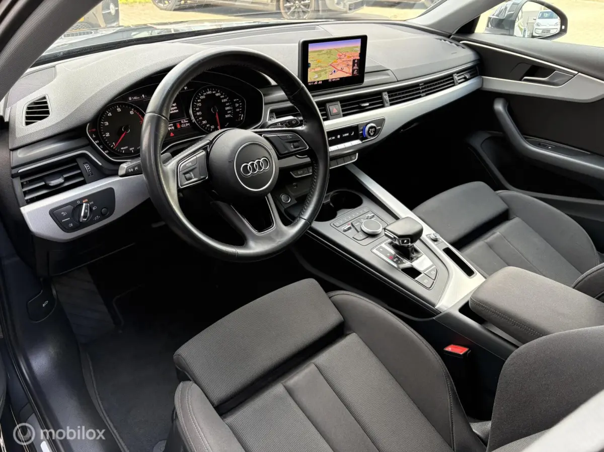 35 TFSI S-Line LED / Apple / 19" LM / Rijklaar