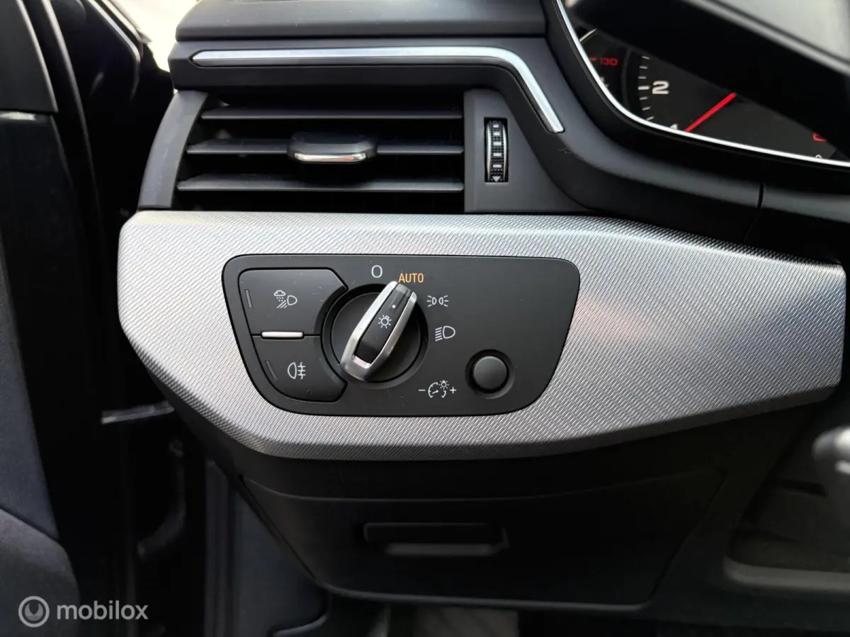 35 TFSI S-Line LED / Apple / 19" LM / Rijklaar
